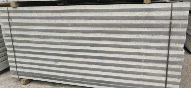 保溫結構一體化復合免拆模板